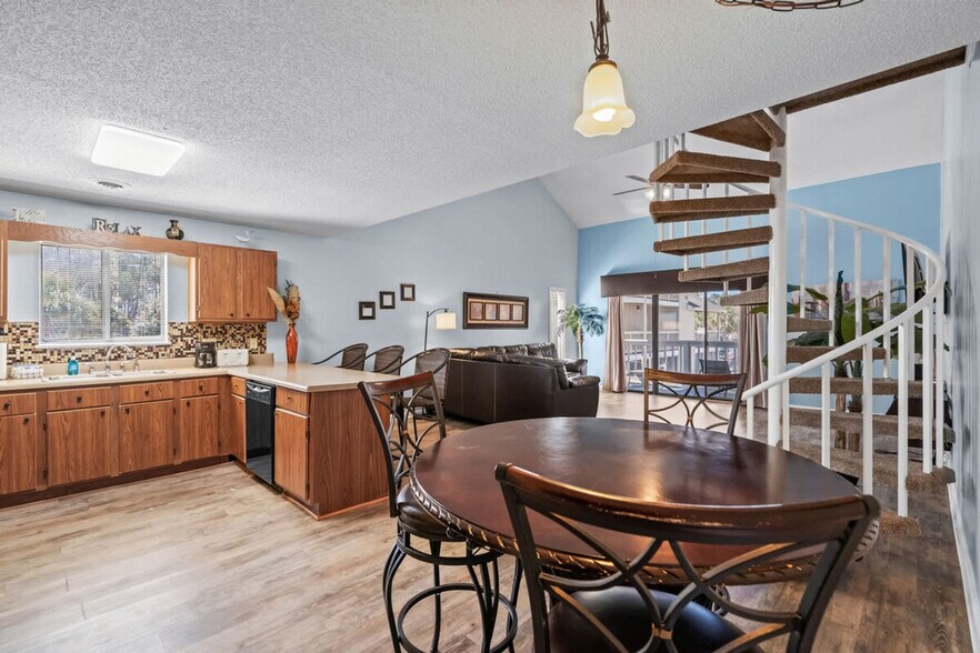 Building Photo - 1908 Hwy 17 S