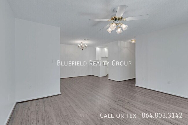 Building Photo - 4614 Old Spartanburg Rd