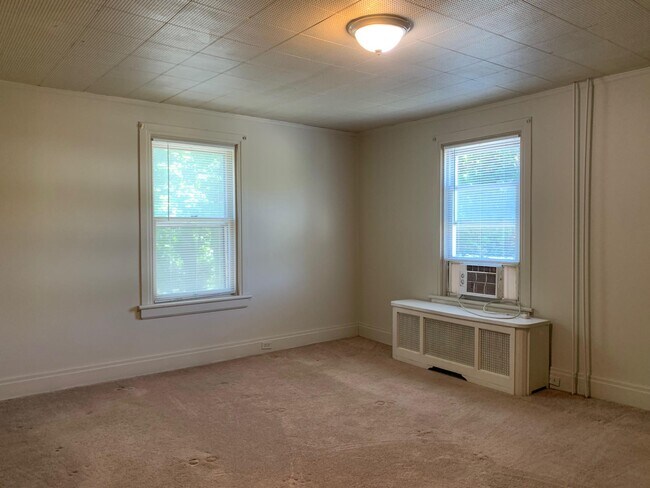 Building Photo - 227 S Hershey Rd