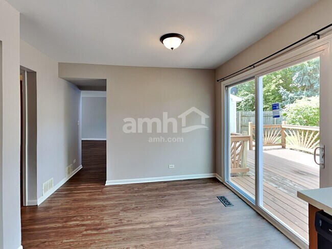 Building Photo - 2346 N Masters Ln