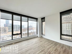 Building Photo - 1111 W Lake St