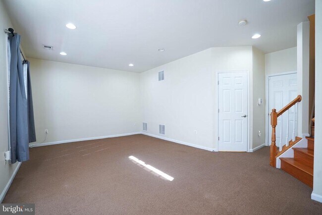 Building Photo - 5685 Faircloth Ct