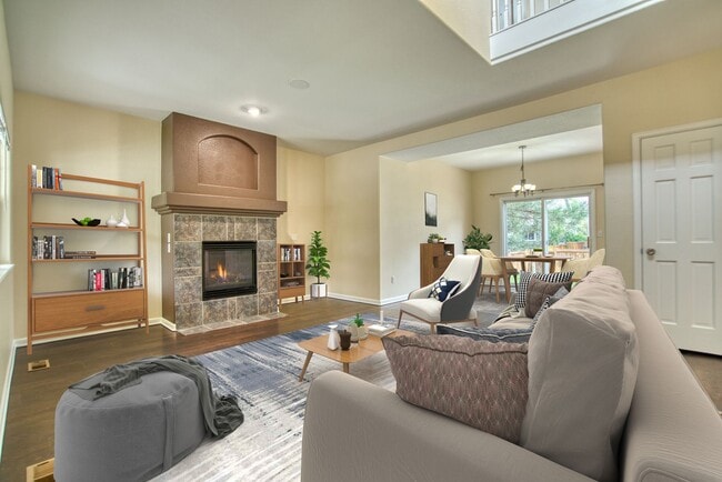 Building Photo - Charming Mill Village 3Bed/3Bath Home with...
