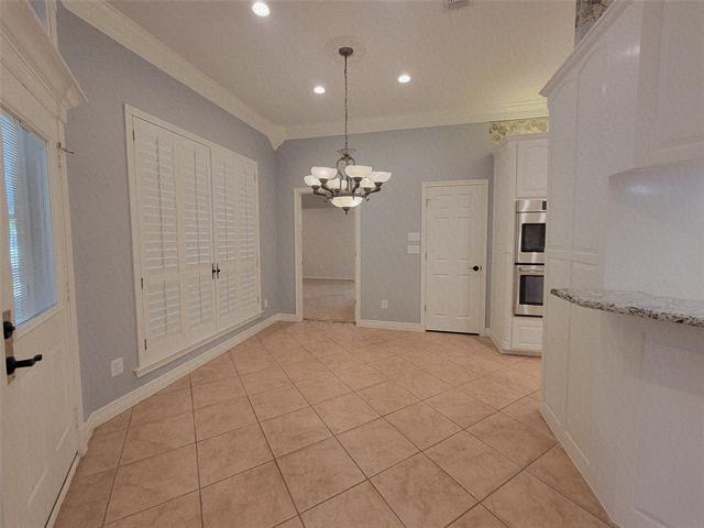 Building Photo - 9621 Monticello Dr