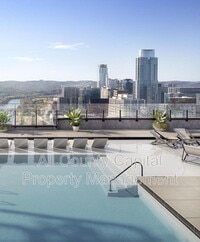 Building Photo - 84 East Ave