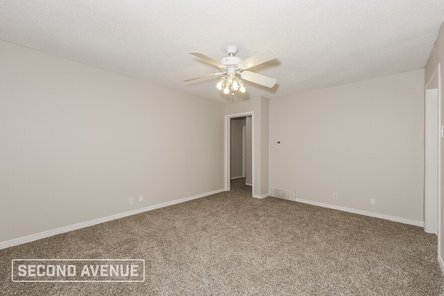 Building Photo - 3412 Beth Dr