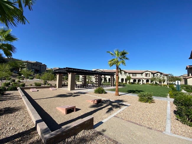 Building Photo - Gorgeous 3Bed/4Bath/2Car, 3-Story Townhome nestled in this beautiful Summerlin West Gated Communi...