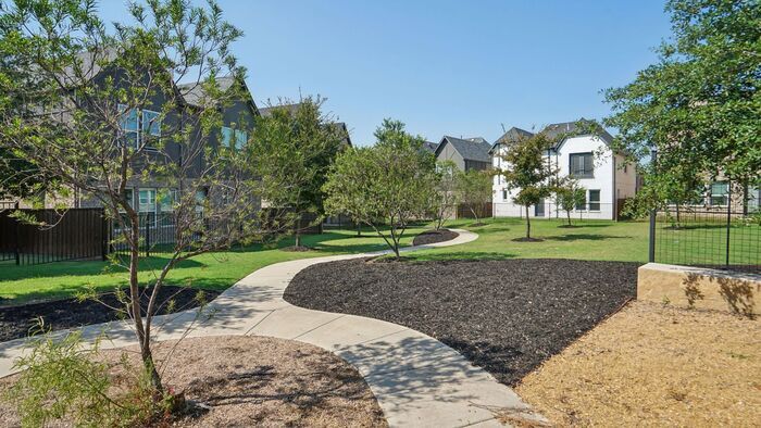 Building Photo - 1707 Paytyn Dr