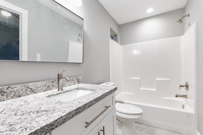 Building Photo - 4 Augusta Dr