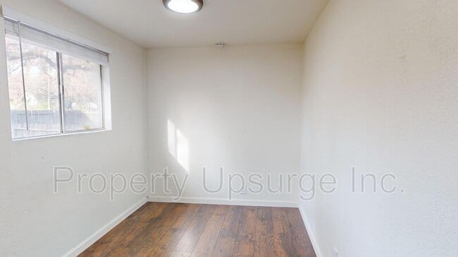 Building Photo - 1881 3rd St