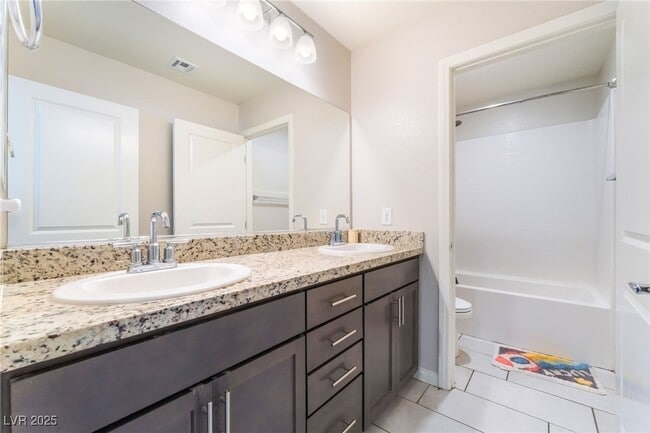 Building Photo - 433 Borgato Ct