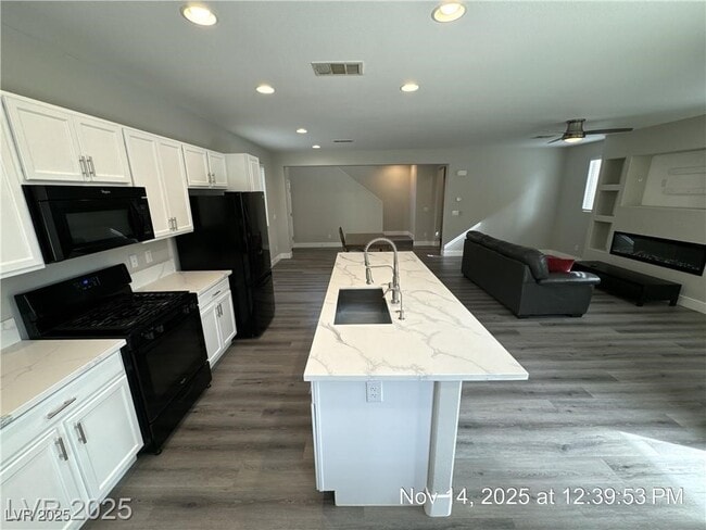 Building Photo - 7363 London Blue Ct