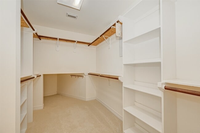 Building Photo - 22518 Silvermist Ln