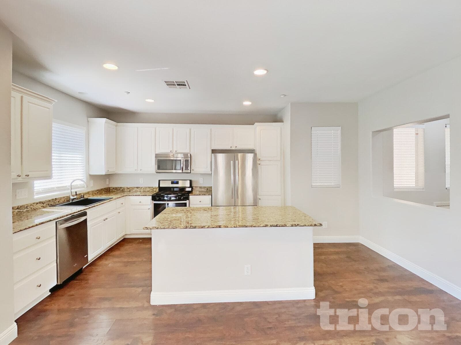 Building Photo - 6639 Weeping Pine St