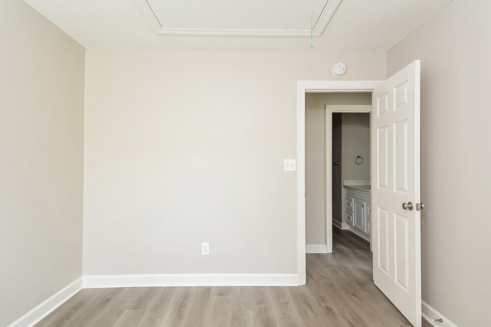 Building Photo - 805 Wallridge Dr