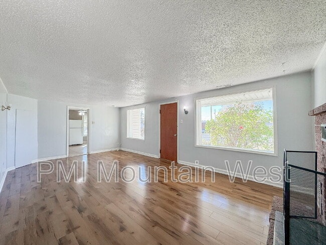 Building Photo - 3515 S 2300 E