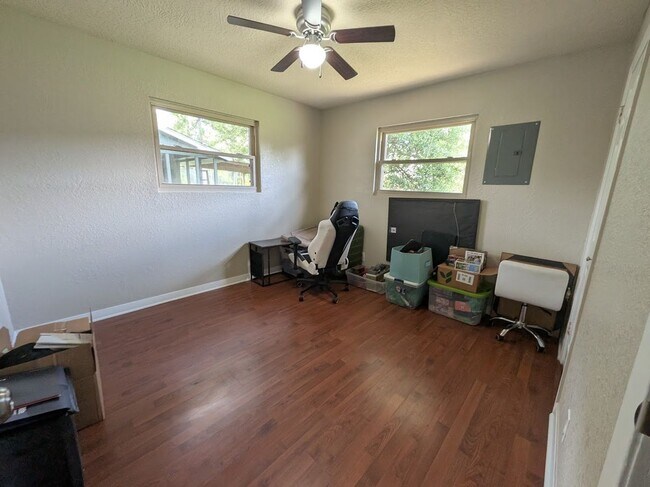 Building Photo - 1235Palm Dr., Orange, TX 77630