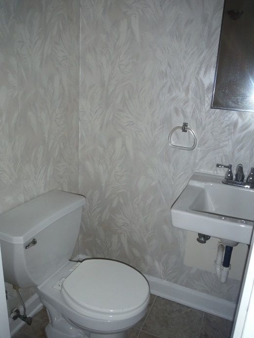 Building Photo - 104 Cedar Ct