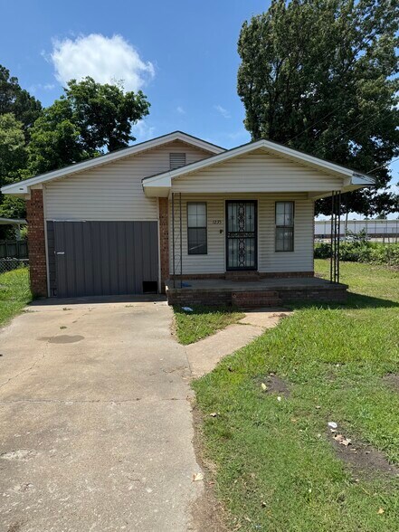 Building Photo - 1235 Harrell