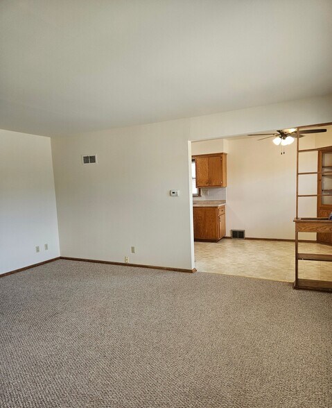 Building Photo - 12126 W Bluemound Rd