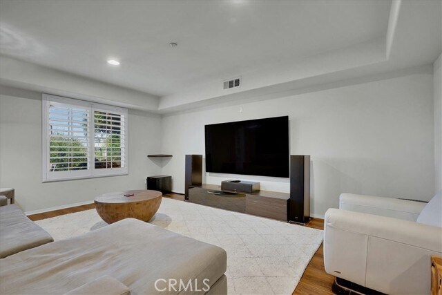 Building Photo - 5649 Como Cir