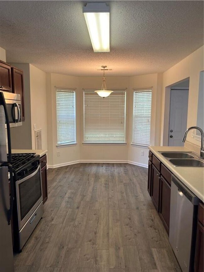 Building Photo - Douglasville Rental