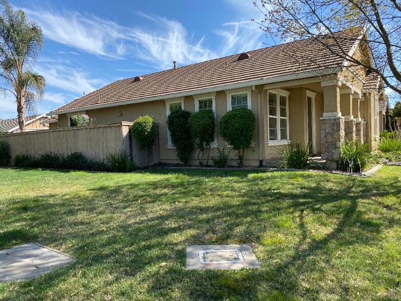 Primary Photo - 3139 Flagler Way