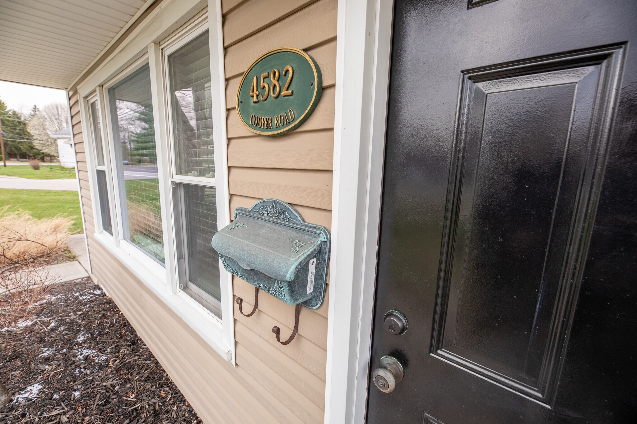 Building Photo - 4582 Cooper Rd