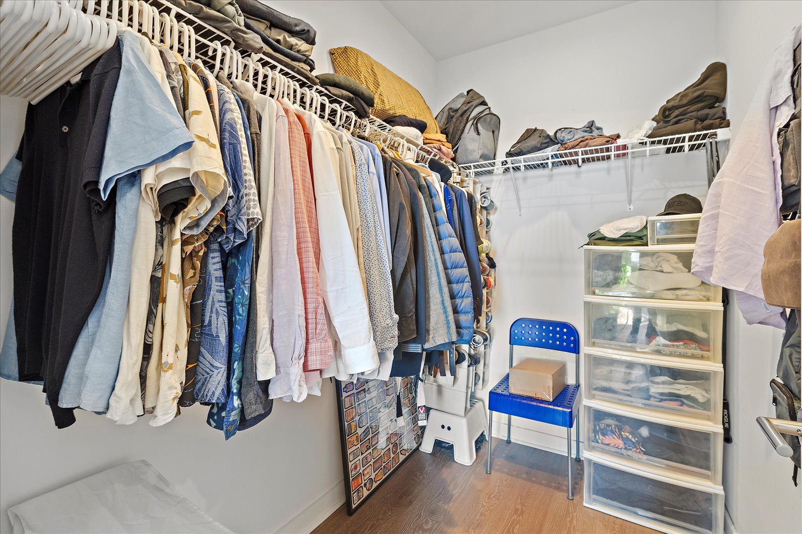 Building Photo - 411 Fairpoint St