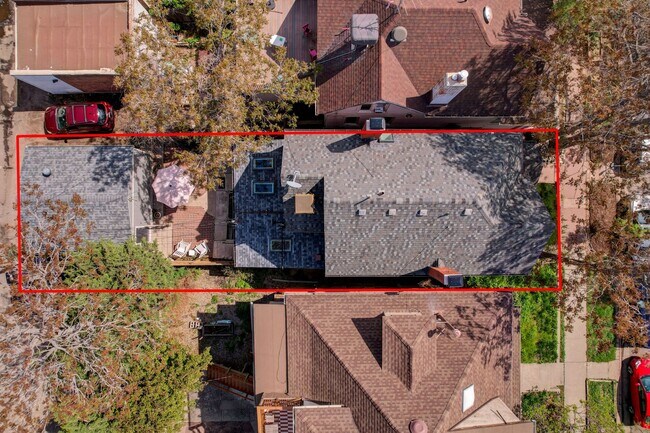 Building Photo - 1136 N Washington St