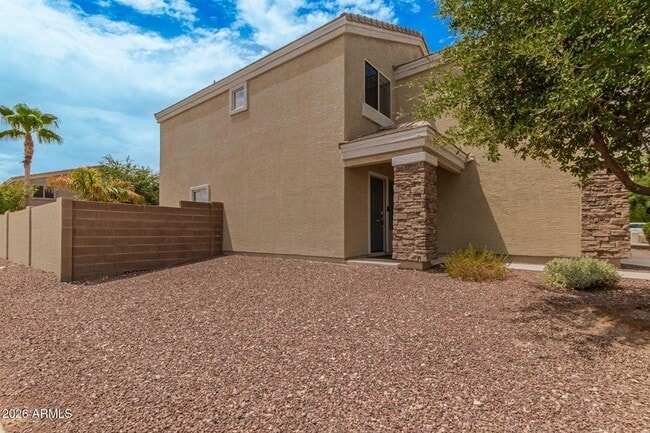 Building Photo - 11719 W Dos Rios Dr