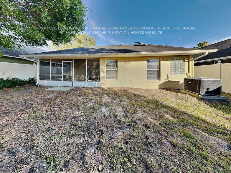 Building Photo - 1006 Henson Ct