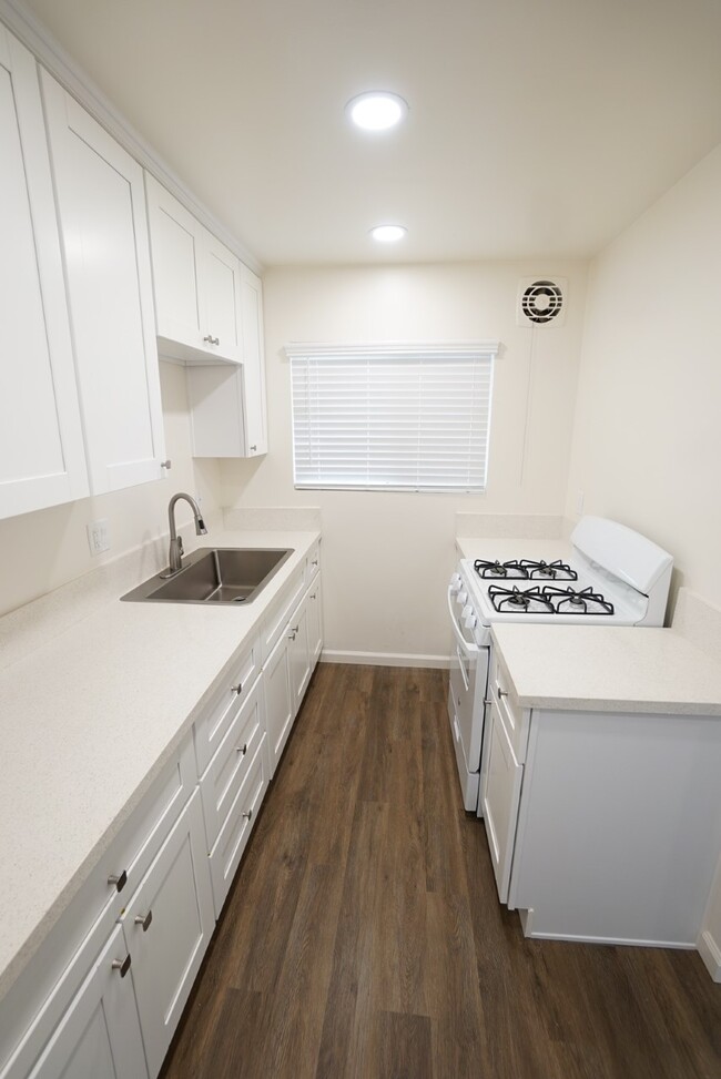 Kitchen - Villa Primavera Apartments