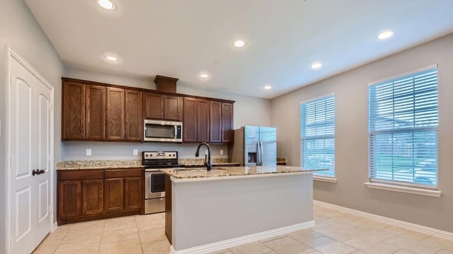 Building Photo - Modern 4-Bedroom Sanctuary in a Sought-After Location