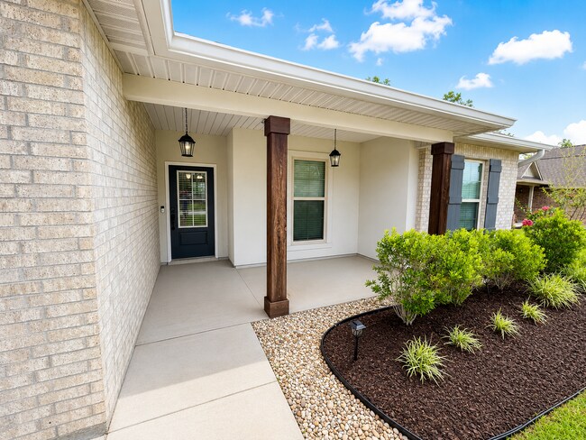 Building Photo - 11660 Brookstone Dr