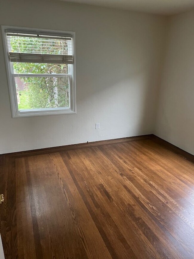 Building Photo - Cute Berkeley Single Family House