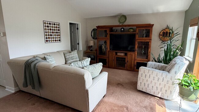 Building Photo - Riverfront Living on the Fox: 2 Bed, 1 Bath with Private Dock and Oversized Garage