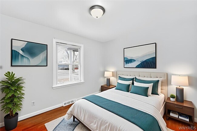 Building Photo - 3028 Welch Ave