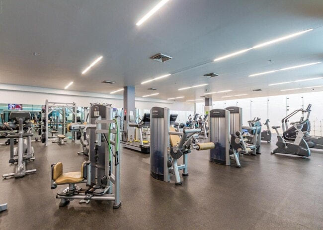 Building Photo - 7147 E Rancho Vista Dr