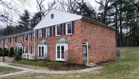 Building Photo - 91 Yorktown Dr