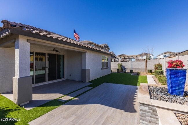 Building Photo - 15292 W Linden St