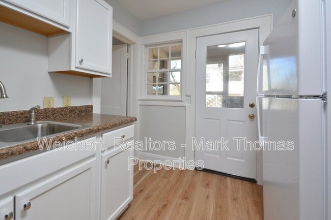 Building Photo - 3701 Turrentine St