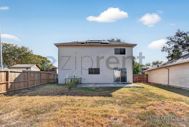 Building Photo - 5515 Champions Hill Dr