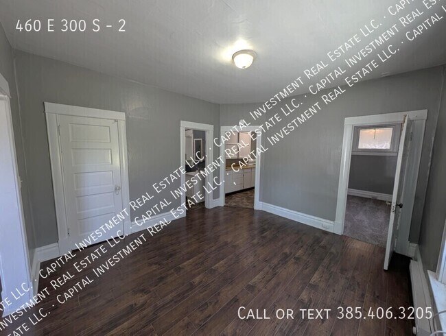 Building Photo - 460 E 300 S