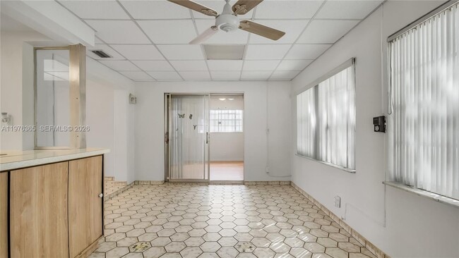 Building Photo - 5102 NW 53rd St