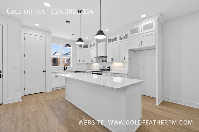 Building Photo - 2144 18th Avenue N