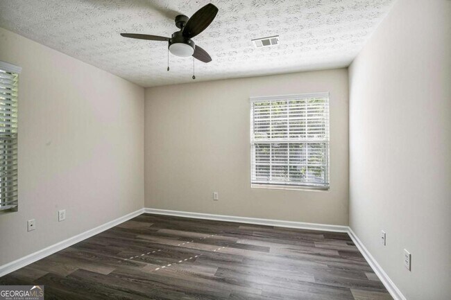 Building Photo - 1371 Keys Crossing Dr NE