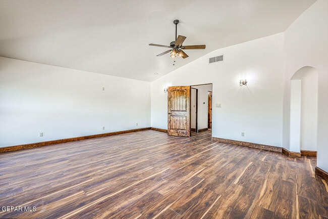 Building Photo - 137 Lanell Dr