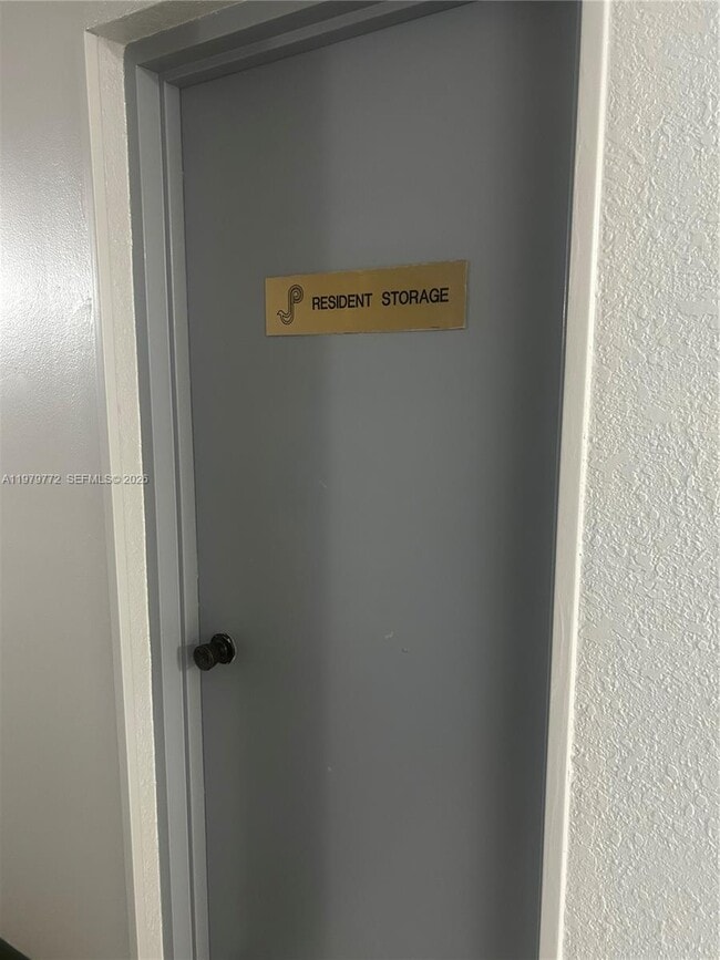 Building Photo - 1200 St Charles Pl