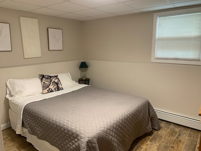 Building Photo - 9 Smith Ave